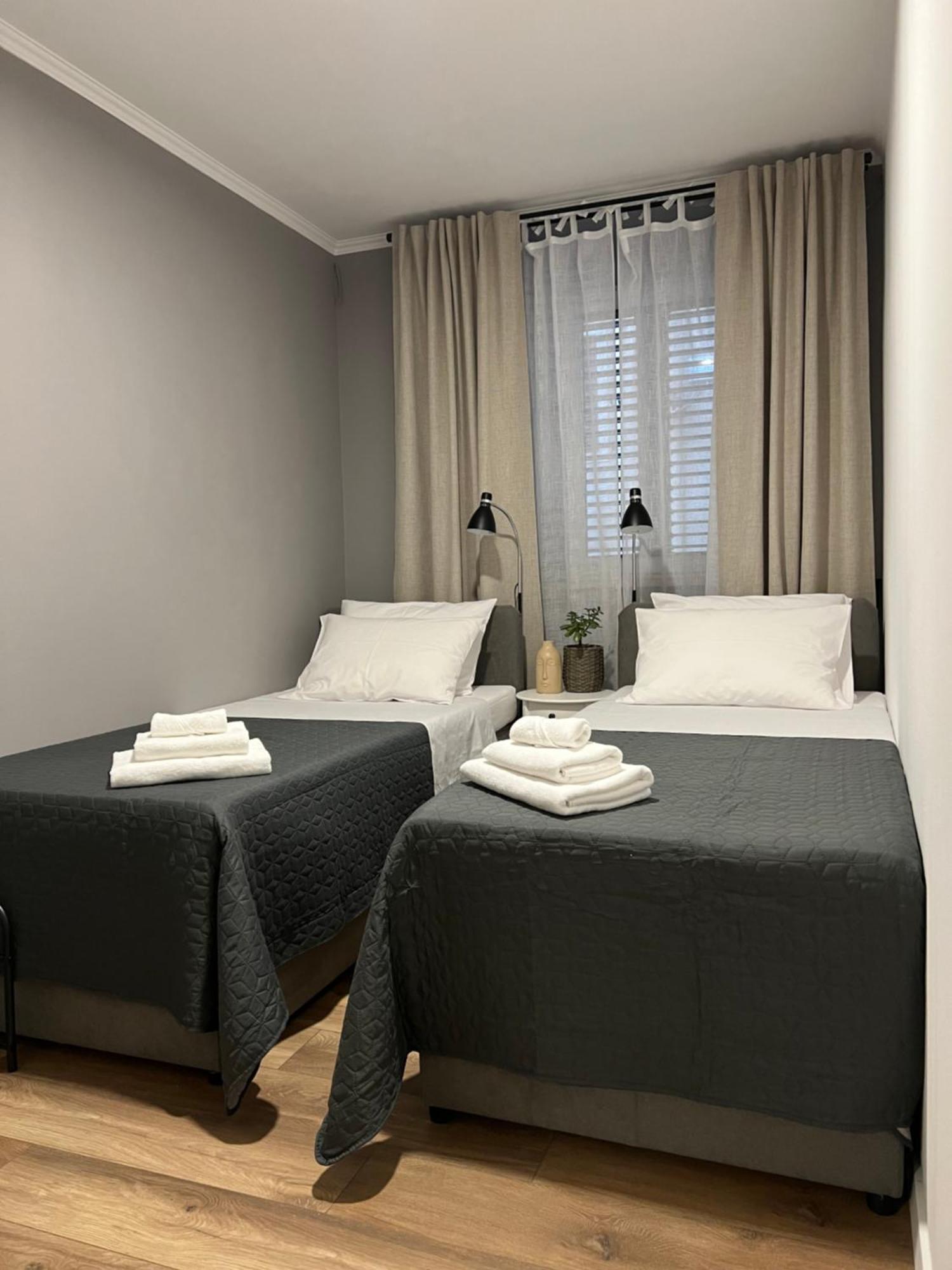 Cinderella Apartment With Free Parking Pula Buitenkant foto